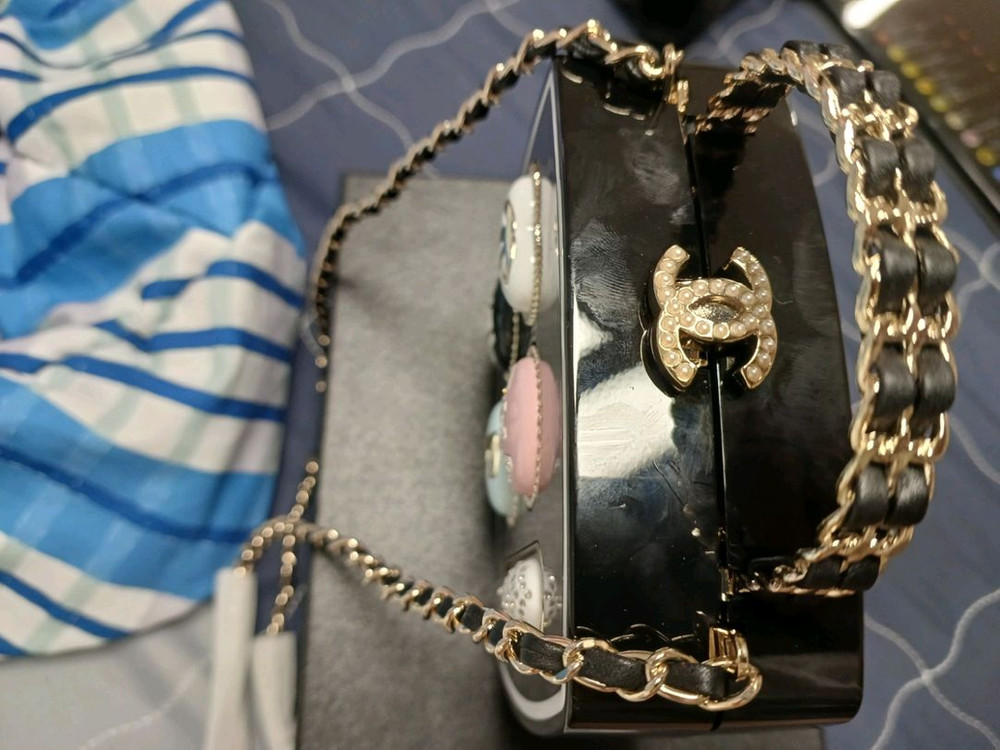 샤넬 메이크업 팔레트 미니백 미노디에르 블랙 이미지