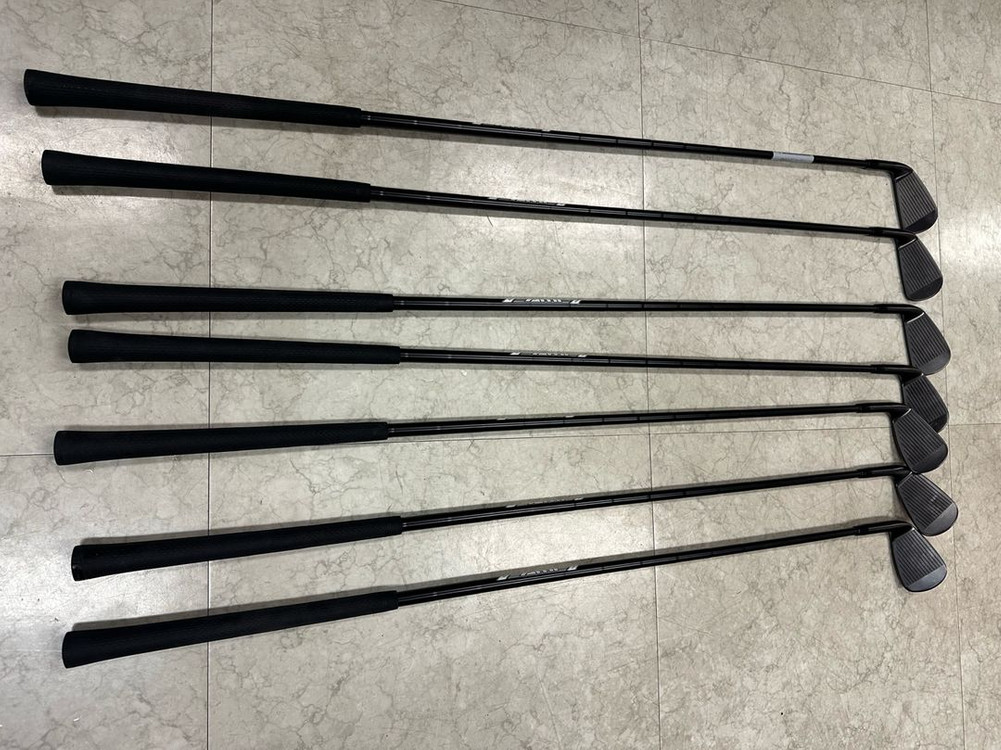 타이틀리스트 3세대 T100 블랙 한정판 아이언(아퀴네트코리아정품 2025년) 이미지