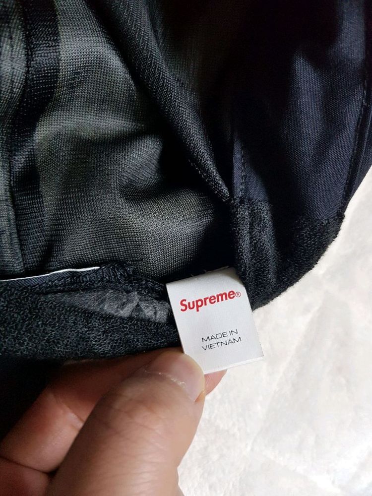 슈프림 고어텍스 선쉴드 햇 모자 블랙 24SS 이미지