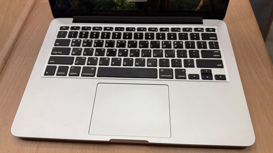 맥북 프로 13인치 (2015 / i5 2.9GHz / 8GB / 512GB) 이미지