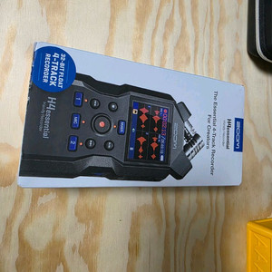 Zoom H4 essential 미개봉 이미지