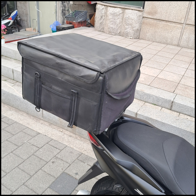 혼다 PCX125 21년식 판매 / 6.9만km / 옵션 다수 / 배달세팅 이미지