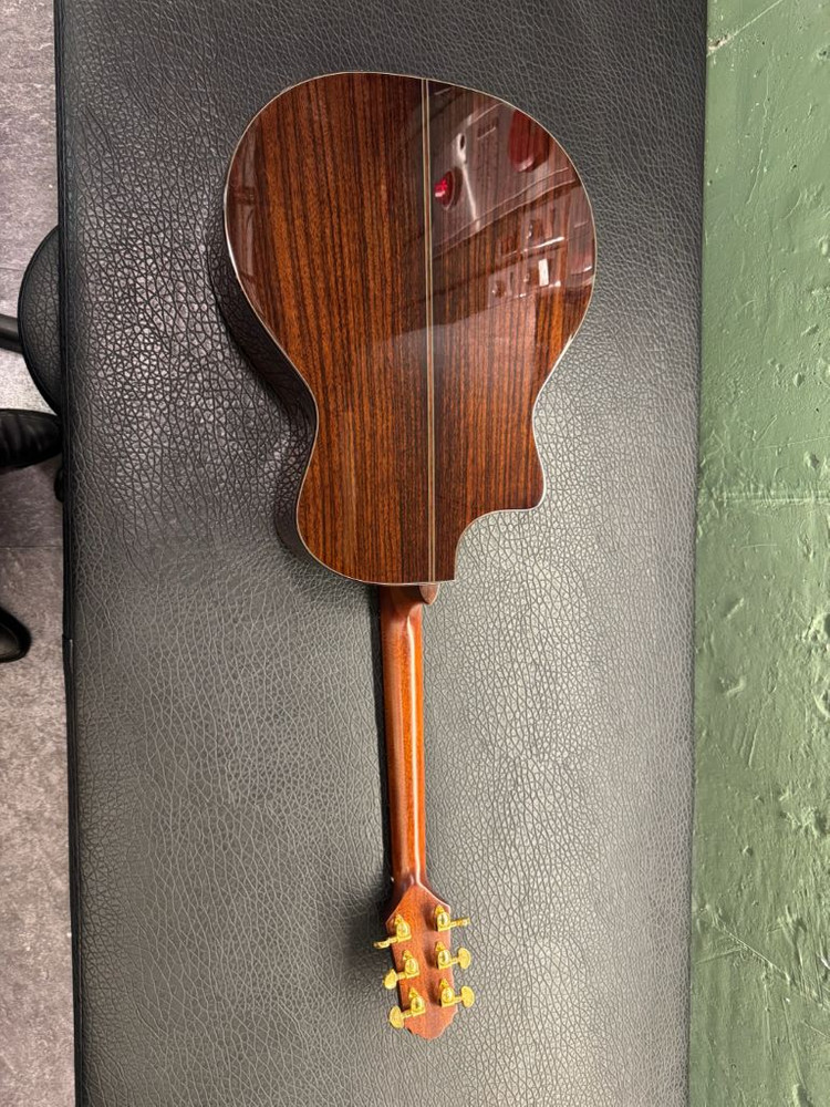 크래프터 플래티넘 프리미엄 이미지