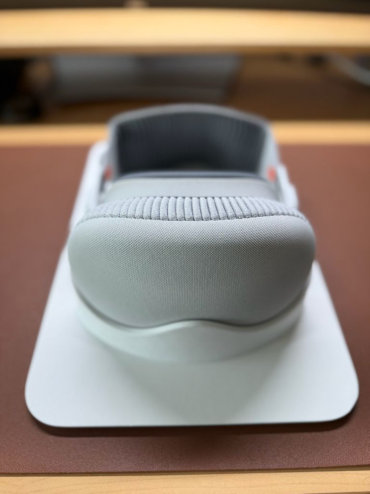 [대전/분당] 애플 비전프로 (Vision Pro) 512g 라이트실 21w 풀박스 이미지