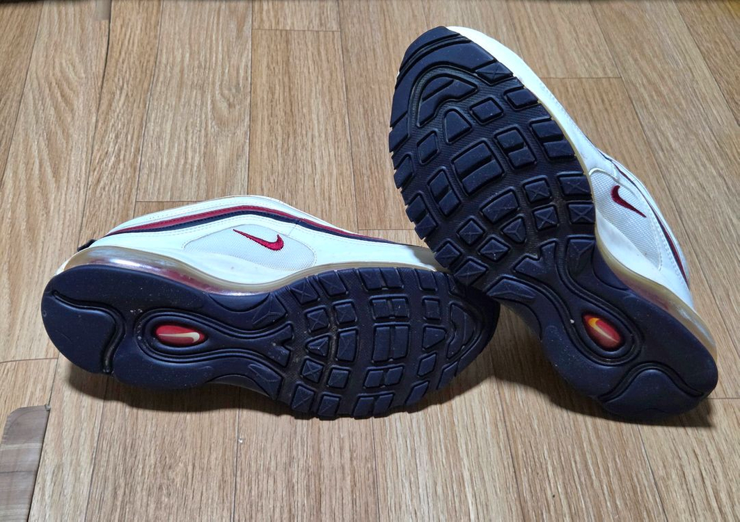 나이키 에어맥스97 운동화 이미지