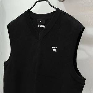 [미착용](100/L) 어뉴 블랙 남성 브이넥 춘추용 골프니트조끼 이미지