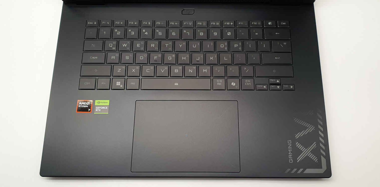 [최저가]GIGABYTE 16인치 게이밍노트북(라이젠7 260/5070/1TB/QHD) 이미지