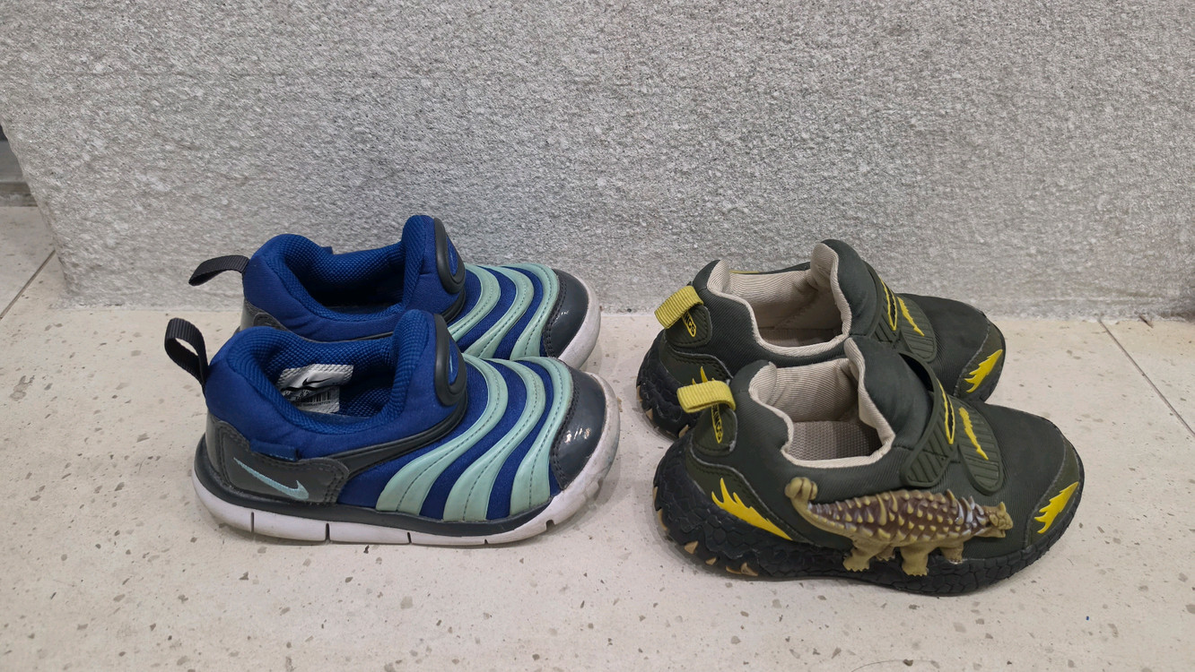 나이키 다이나모 & 다이노솔즈 아동화 운동화 공룡 운동화 이미지