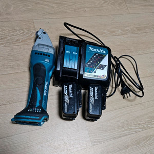 마키타 무선 전동가위 이미지