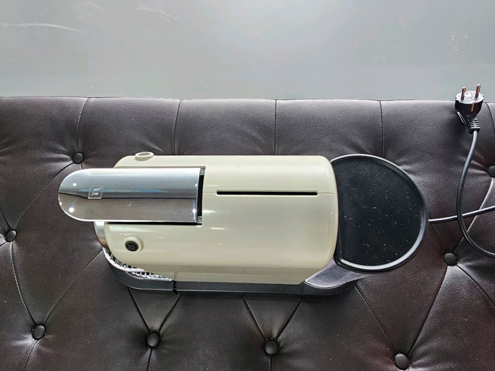 네스프레소 시티즈 D112 커피머신 이미지