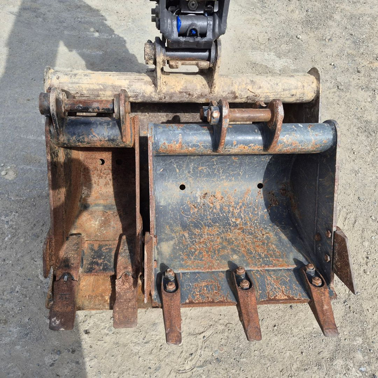 중고미니굴삭기 두산 DX17 2022년 대구위치 중고굴삭기매매 이미지