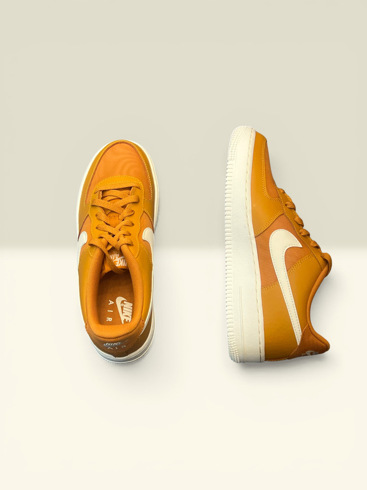 나이키 우먼스 된장 에어포스1 로우 GS 모날크브라운 (DX1656-800) 이미지