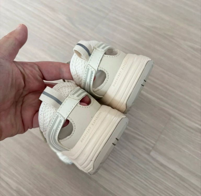 새상품 디스커버리 키즈 샌들 베이지 200 이미지