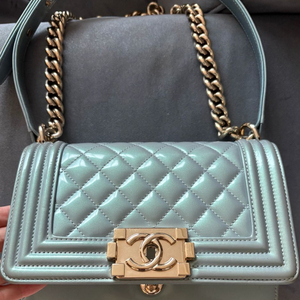 샤넬 보이백 스몰 이미지
