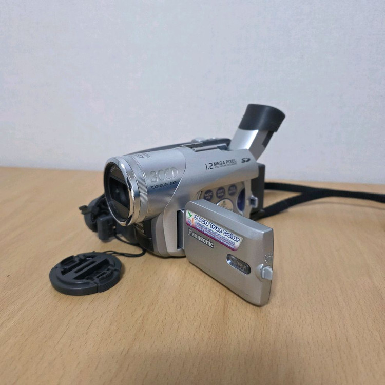 파나소닉 6mm PV-GS120 미니DV 캠코더 이미지