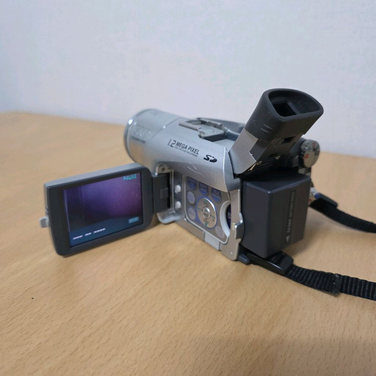 파나소닉 6mm PV-GS120 미니DV 캠코더 이미지