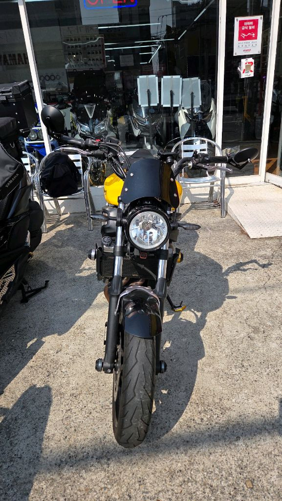 야마하 xsr700 이미지