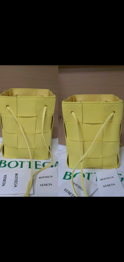 보테가베네타 버킷백/크로스백 스몰 새상품급 정품(감정O)구찌프라다루이비통디올고야드샤넬셀린느생로랑버버리발렌시아가가방 이미지