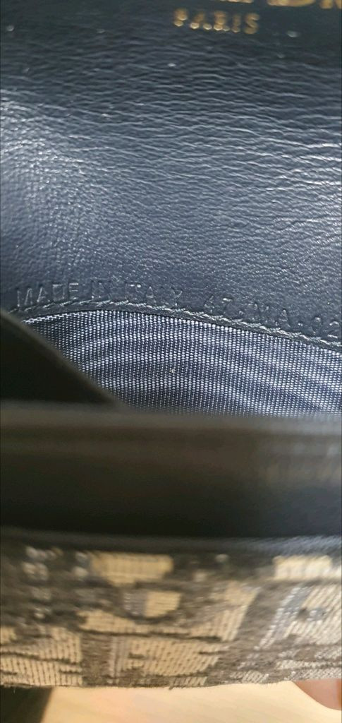 디올 오블리크 새들 지갑/카드지갑 정품A급(감정O)구찌프라다루이비통고야드샤넬셀린느보테가생로랑버버리발렌시아가가방 이미지