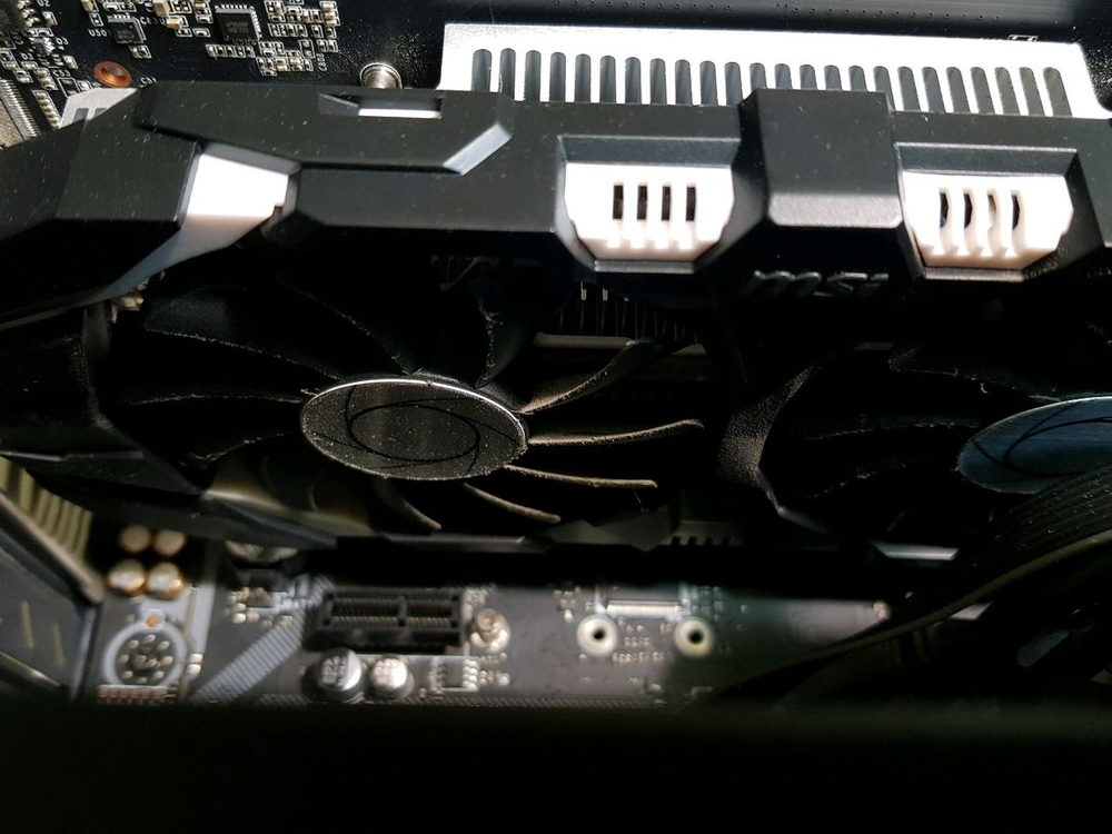 게이밍 컴퓨터 본체 i5-9600k,16gb , 이미지