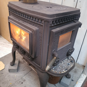 통씨통가 레이우드 주물 난로 화목난로 이미지