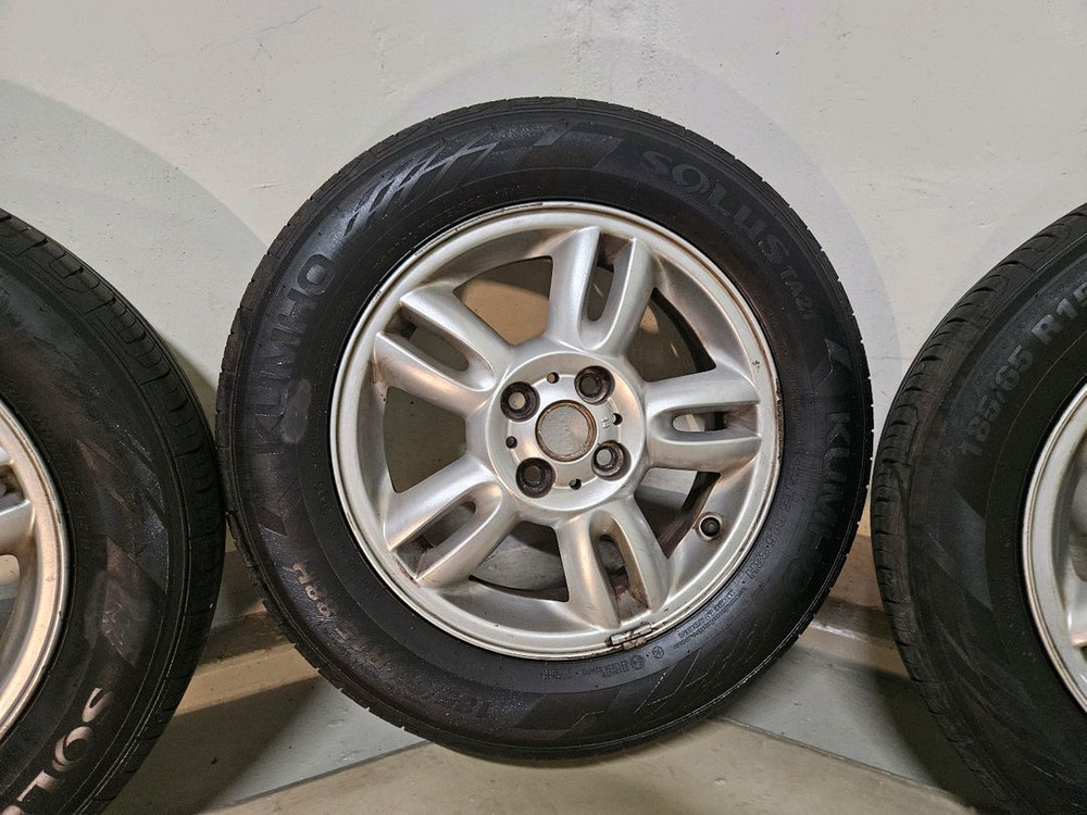 미니쿠퍼 순정 15인치 휠타이어 90%트레드 이미지