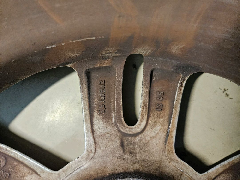 미니쿠퍼 순정 15인치 휠타이어 90%트레드 이미지