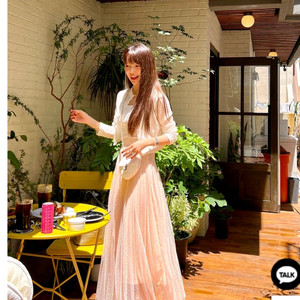 마리마켓 플리츠 도트 샤스커트 새상품 팔아요 이미지