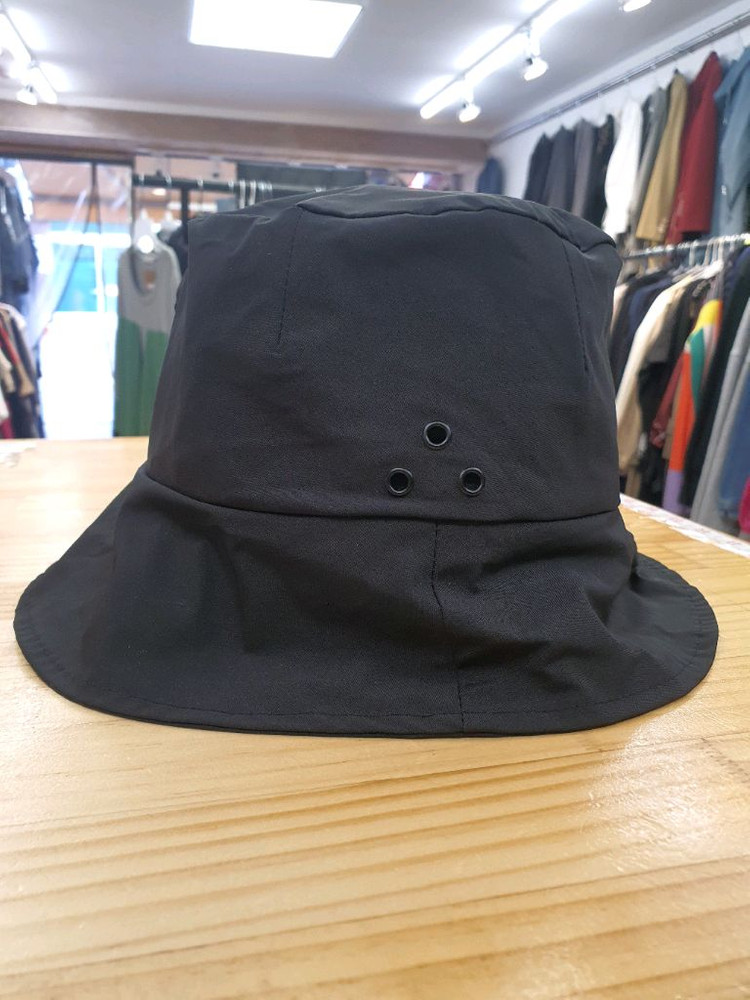 [새상품] 드네이지(DENAGE) 서클 로고 버킷햇 벙거지 블랙 이미지