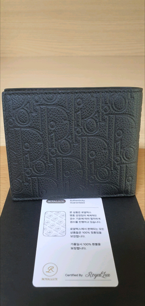 (미사용)디올 그래비티 반지갑 새상품급 정품(감정서O)구찌프라다루이비통고야드샤넬셀린느보테가생로랑발렌시아가버버리가방 이미지