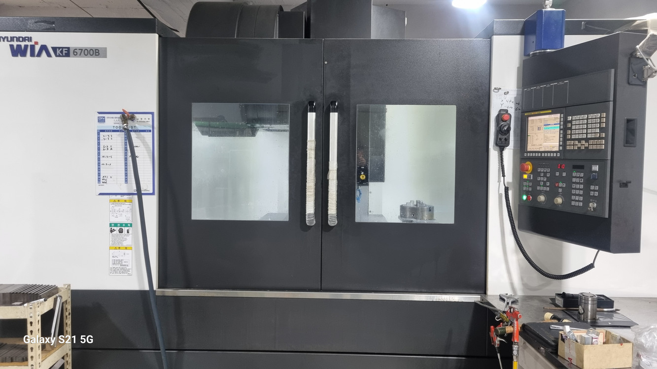 현대위아KF6700B 이미지