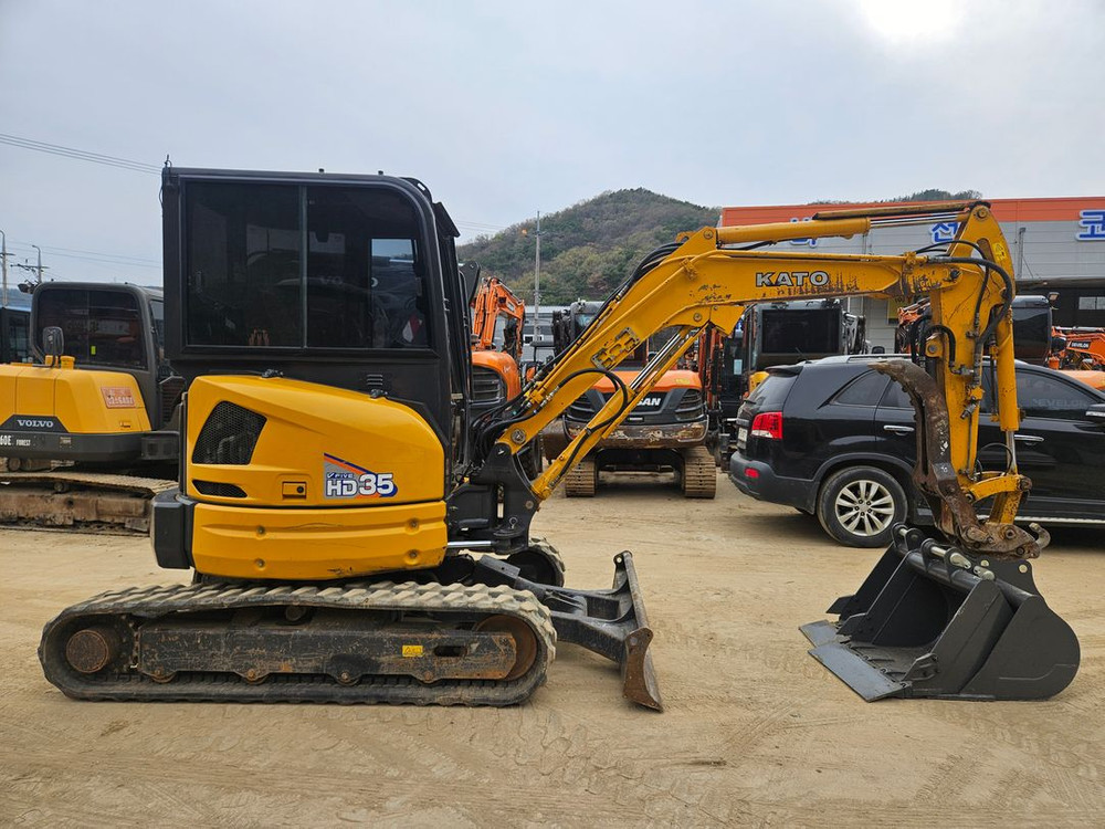 미니굴삭기 가토 HD35캐빈 관리상태최상 이미지