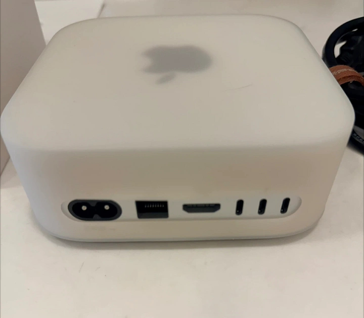 애플 맥 미니 (M4 16/256)풀박스(USB 허브/ HDMI 케이블/맥미니 실리콘 케이스 포함) 이미지