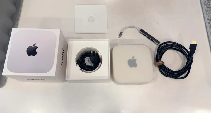 애플 맥 미니 (M4 16/256)풀박스(USB 허브/ HDMI 케이블/맥미니 실리콘 케이스 포함) 이미지