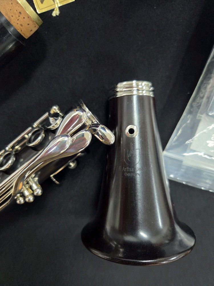 우에벨 슈페리어 Bb클라리넷/S급(미사용)풀박스 상태완벽/전문가용/320만 이미지