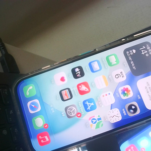 아이폰 15pro 티타늄 128기가 최저가에 팝니다 급처 이미지