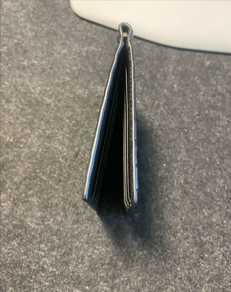 서울 남성 보테가 머니클립 지갑 이미지