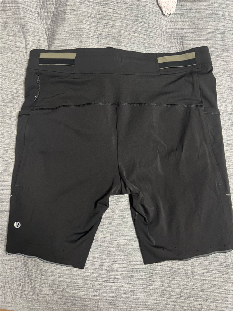 룰루레몬 패스트앤프리 하프타이즈 L사이즈 판매합니다 이미지