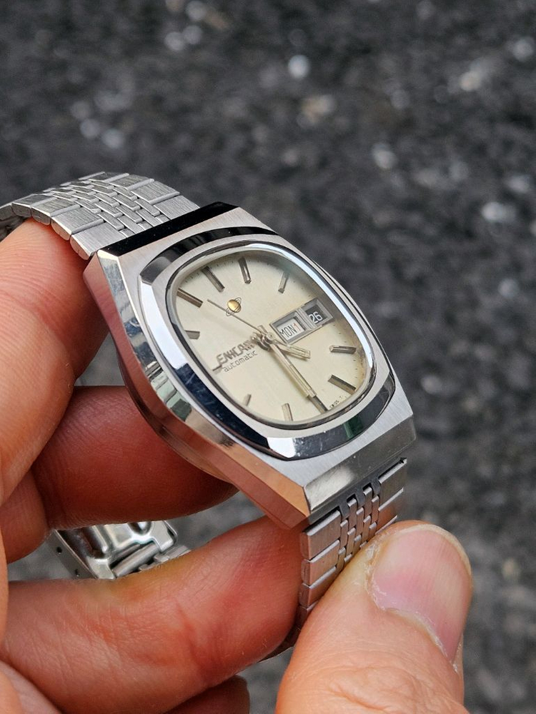 애니카 빈티지시계 이미지