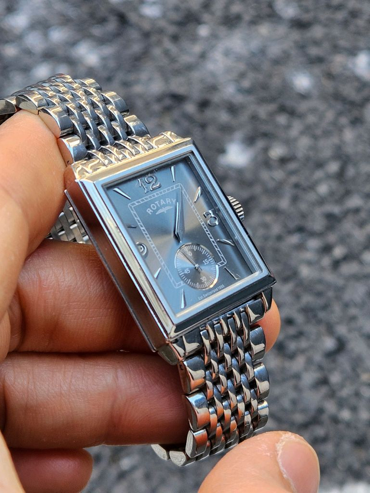 로터리 빈티지 탱크시계 이미지