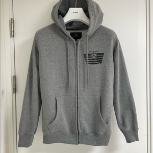 메르세데스-벤츠 회색 후드집업 S 사이즈 이미지