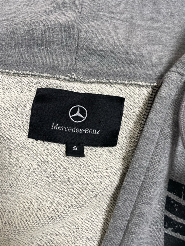 메르세데스-벤츠 회색 후드집업 S 사이즈 이미지