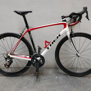 상태A급 18년 조립 트렉 도마니6시리즈 프로젝트원 풀 울테그라 카본 로드자전거 56사이즈 팔아요. 이미지