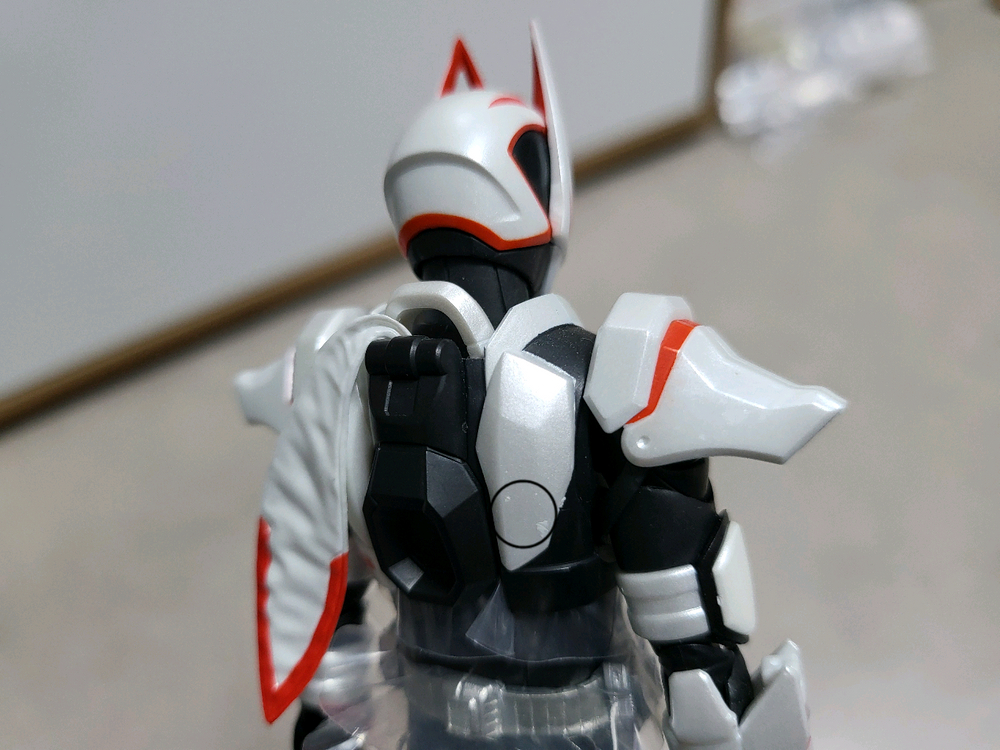 SHF 가면라이더 기츠 매그넘부스트폼 개봉품 이미지