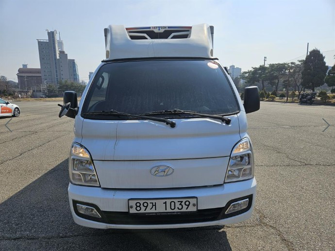 포터2 1톤하이냉동탑차 이미지