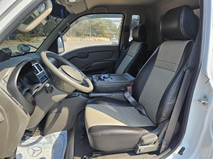 포터2 1톤하이냉동탑차 이미지