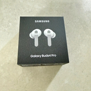 갤럭시버즈4 프로 미개봉 이미지