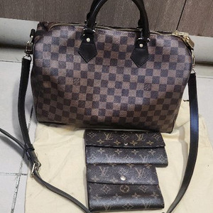 루이비통 사라장지갑/ 중지갑/ 다미에 반둘리에 35 이미지