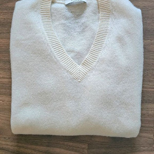 SOYOOM 소윰 캐시미어 100% 아이보리 브이넥 니트 이미지