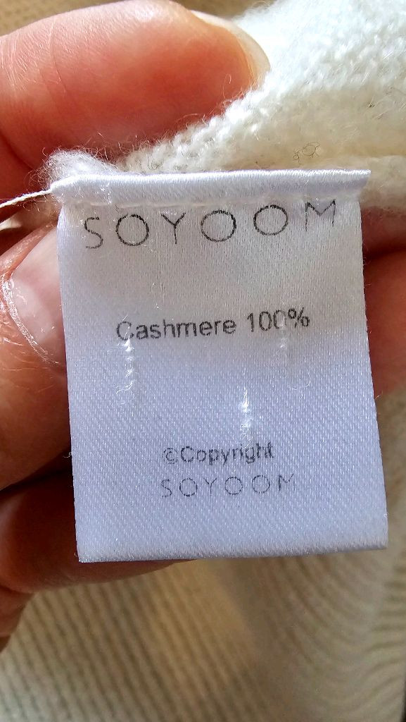 SOYOOM 소윰 캐시미어 100% 아이보리 브이넥 니트 이미지